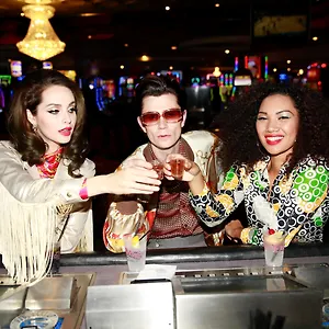 Plaza & Casino מלון