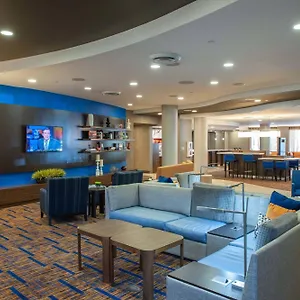 Отель Courtyard By Marriott Downtown