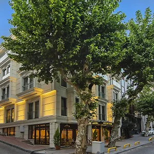 https://grand-naki-hotel.istanbul-turkeyhotels.com